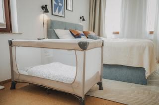 LINDEN Apartment für bis zu 6 Personen mit Parkplatz, Terrasse, 2 Bäder und Babybett - Oldenbourg - 1
