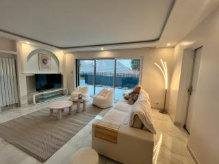 Villa Standing, 4 Suites Avec Sdb - Saint-Julien-en-Genevois - 5