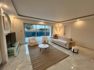 Villa Standing, 4 Suites Avec Sdb - Saint-Julien-en-Genevois - 4