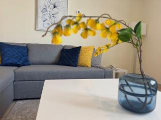 Stylish 1BR Pearl Apt- prime Marina location - Doha - 9