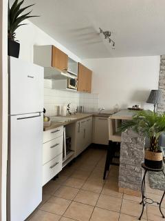 Appartement, 6 people, pool access, 10 minutes from Avignon, - Le Pontet - 3