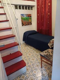 GoldenCube Guest House - Naples - 8