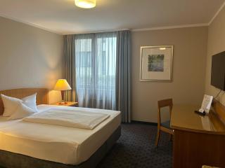 Hotel Das Kleine Ritz - Fellbach - 0