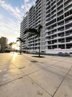 Loft balcony overlooking the sea beach 100 meters away - 4