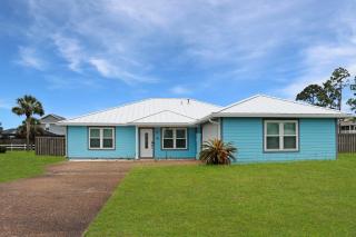 Gamer Beach Getaway By Pristine Property Vacation Rentals - Saint Joe Beach - 7