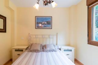 Apartamento con jardín privado - 1