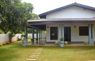 Bawana Luxury Bungalow - Anuradhapura - 8