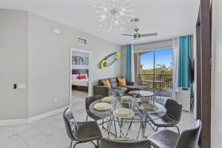 5000 Fresh Stylish and Comfortable Condo 301 - 6