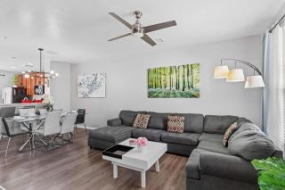 5015 Stunning 3BR3.5BA Townhouse in Vista Cay 44 - Orlando - 1