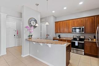 5037 Home away from home at Vista Cay 408 - 3