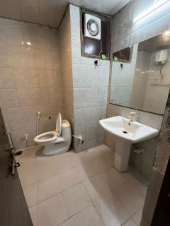 HOTEL KRISHNA INTERNATIONAL ISCKON TEMPLe - Vrindavan - 1
