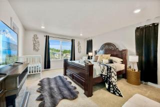 19932 Stylish Spacious 5BR3BA Home in Spanaway - Spanaway - 5