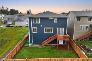 19932 Stylish Spacious 5BR3BA Home in Spanaway - Spanaway - 2