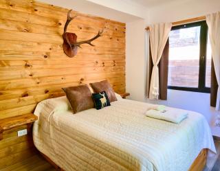 Casa Contenedor de Diseño con Jacuzzi en el Bosque - 4