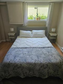 Bright and Cozy Studio - Riverview - 5