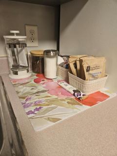 Bright and Cozy Studio - Riverview - 1