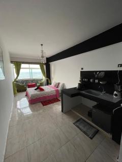 Ocean Front Studio - 5