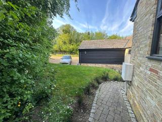 Sleeps18 character barns - Old Hurst - 5