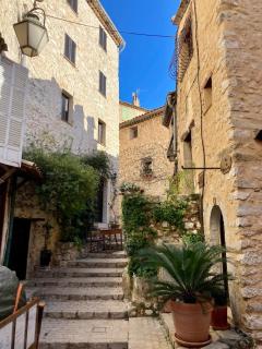 Centered old town - Tourrettes-sur-Loup - 0