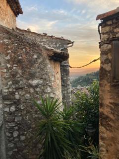 Centered old town - Tourrettes-sur-Loup - 1