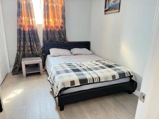 Beautiful 2 bedrooms Basement suite - Airdrie - 5