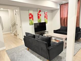 Beautiful 2 bedrooms Basement suite - Airdrie - 7