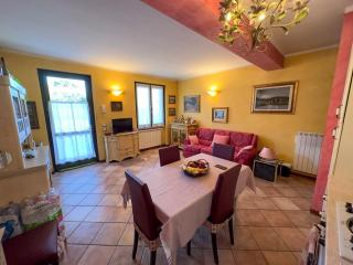 Casaviva - Classic Italian Soul Apt in Franciacorta - Colombaro - 0