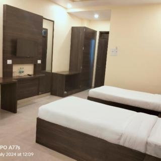 Hotel THE ROYAL PARK Fitness GYM,Marrage Hall & conference hall - Siwān - 1
