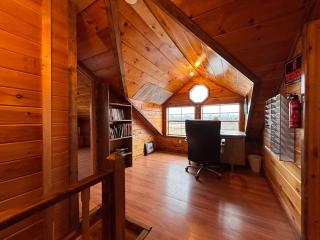 Cute 3 bedroom cabin on a farm - - 1