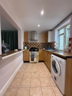 The Stables Studio Apartment - - 8
