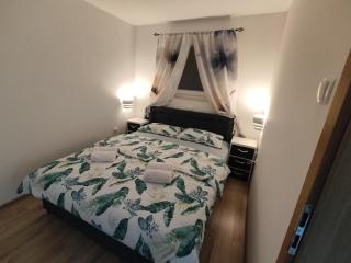 Apartman Nina - Self check in and check out - Otočac - 0