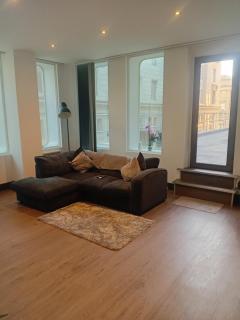 Liverpool Centre Apartment With Balcony & Parking - Liverpool - 8