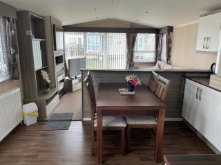 Luxury Holiday mobile home - Gunton - 2