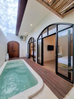 Cerita Kita Villa 2 Bedroom by Staycation Villa Jogja - 1
