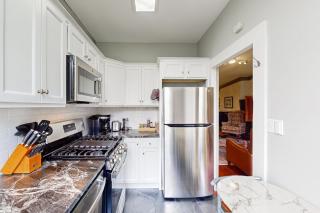 Gordon Street Retreat - 1