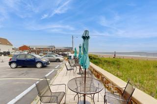 The Beachfront 7 - Old Orchard Beach - 9
