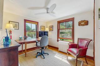 Blue Moon Cottage - 2