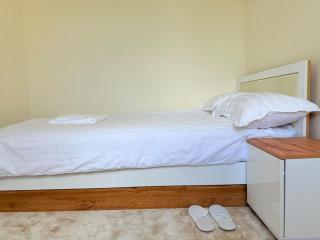 Modern 2BR Next to Dept Store - Ulaanbaatar - 3
