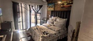 Craftsmenship 218 ,Maboneng - Johannesburg - 4