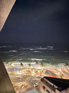 Flat 17 Frente Mar 5 min Rio Vermelho - Salvador - 0