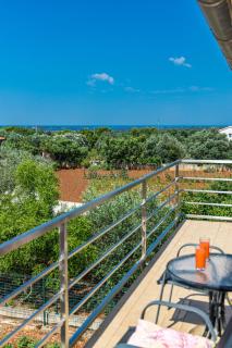 Apartments Vito near Pula - Balcony, Sea View - 6