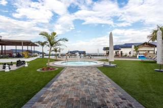 Feel At Home - Ballito - 2