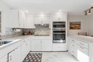 Washington's Rye House AC Bikes New Kitchen - Rye - 7