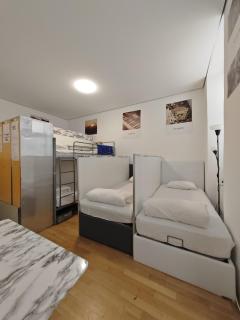 ABAI Apartments 1140 only WWW-On-line-Check-in & SelfService - Wien - 9