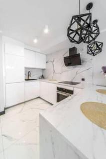 Grzybowska Luxury and Modern-City Center - Warsaw - 2