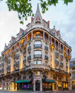 La Clef Louvre Paris by The Crest Collection - 5