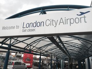 Canning Town 2 Bed Cityside - Londra - 3