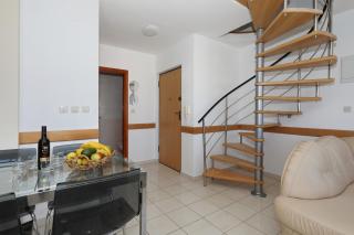 Gumbek11, Two Story, Two-Bedroom Apartment by the Sea - 2