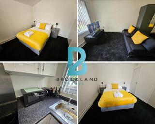 Studio Flat - Kitchen, Parking, Washer - Liverpool - 0