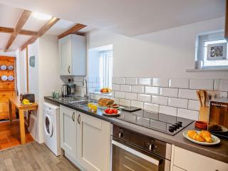 2 Bed in Aberdesach 92082 - Clynnog-fawr - 2
